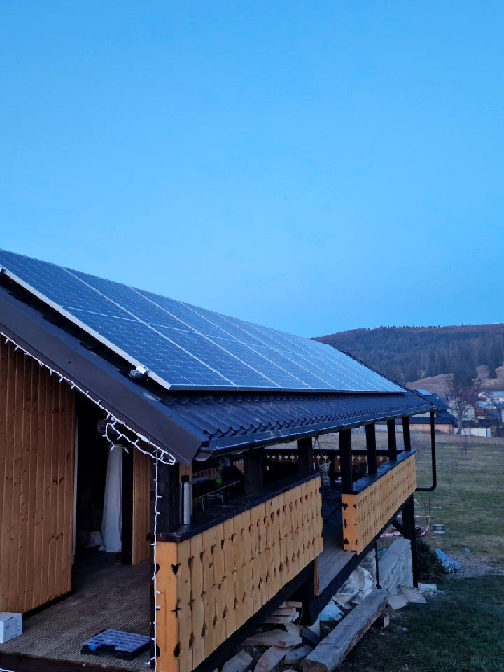 Volta X Solar Systems panouri fotovoltaice energie verde casa vacanta